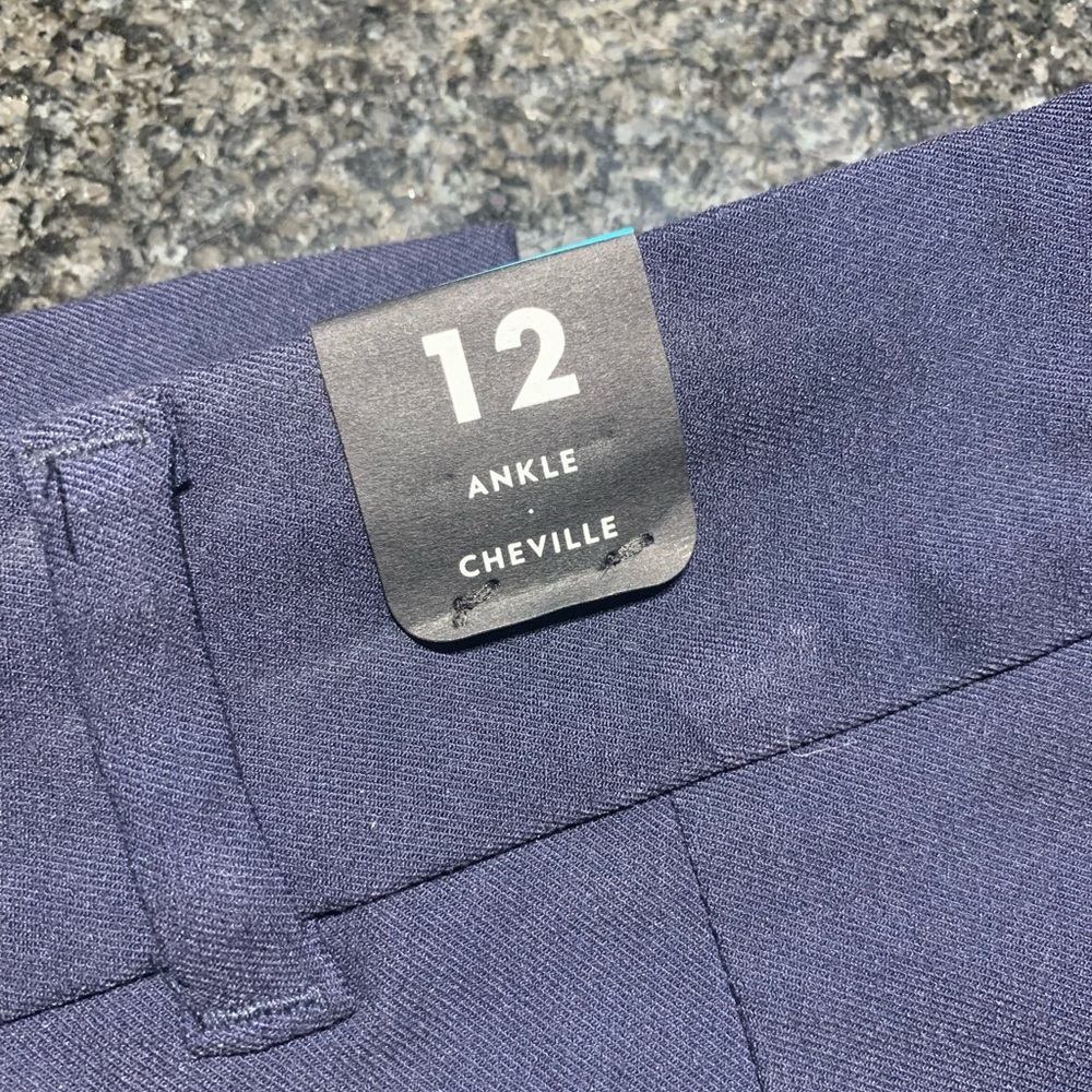 Reitman’s Slim Leg Ankle Pants Size 12 Tall - Picture 6 of 9